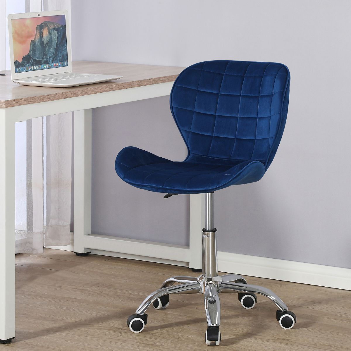 Swivel Office Chair with Chrome Base Wheels and Adjustable Height