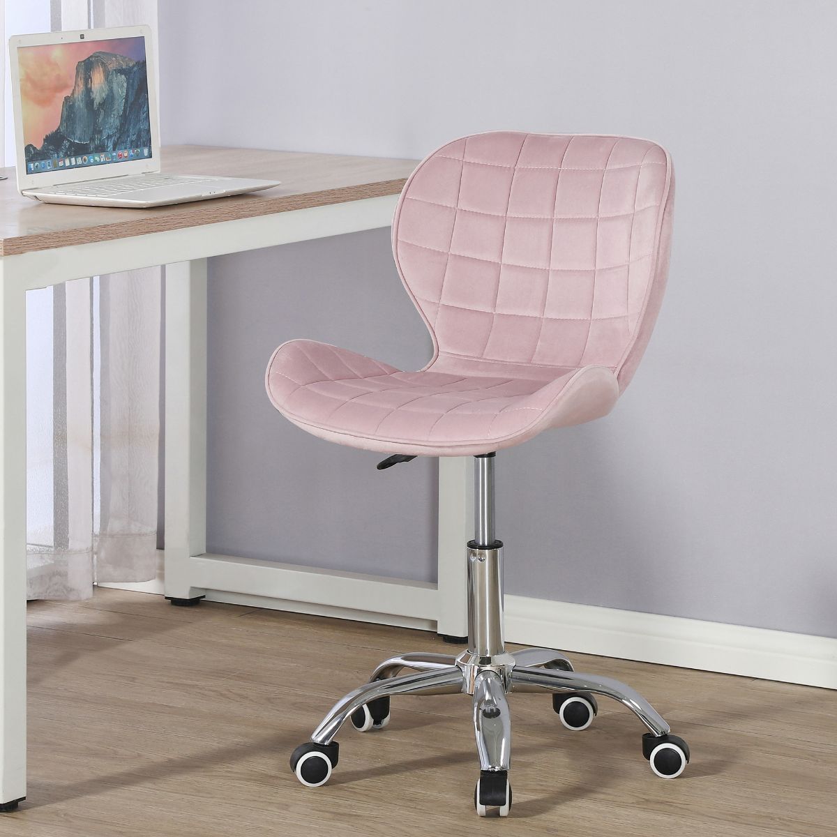 Swivel Office Chair with Chrome Base Wheels and Adjustable Height