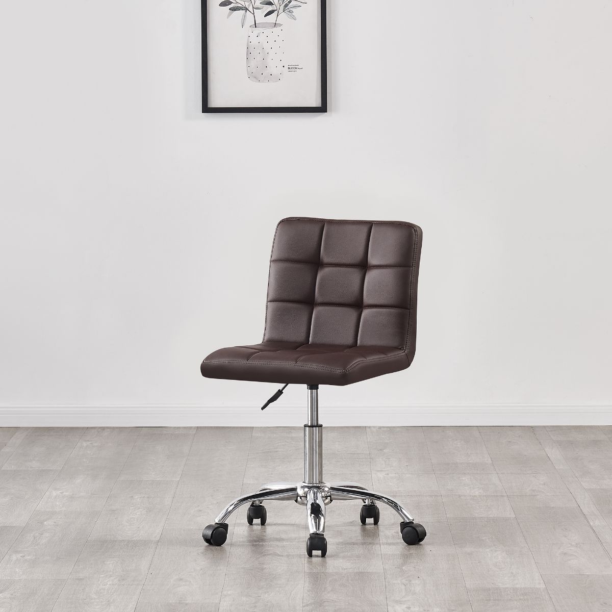 Swivel Office Chair with Adjustable Height and Thick Padding